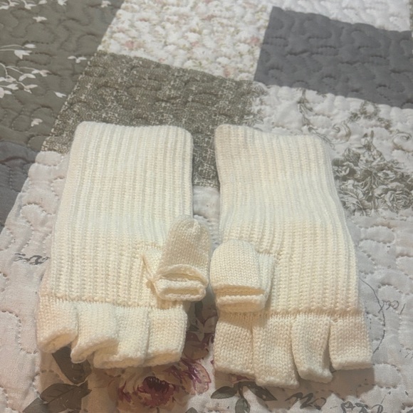 Kate Spade Cream Fingerless Gloves with Silver Accents - Picture 2 of 3